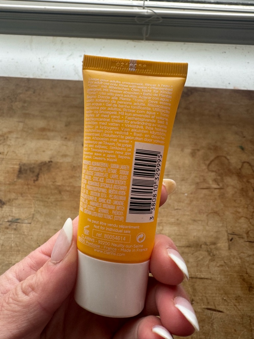 Clarins Tonic Bath & Shower Concentrate - Picture 2 of 2